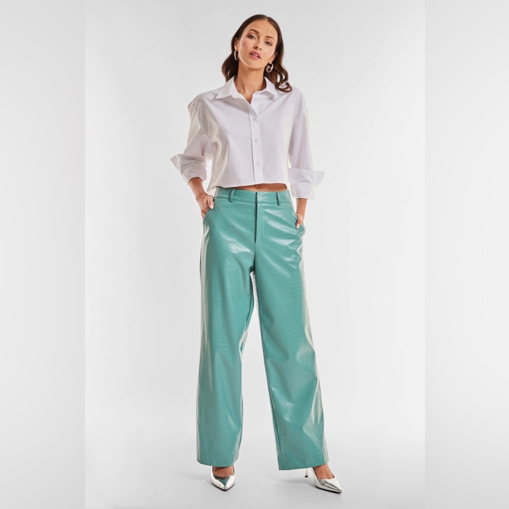 The Noli Shop CROCO FAUX LEATHER PANT - SAGE
